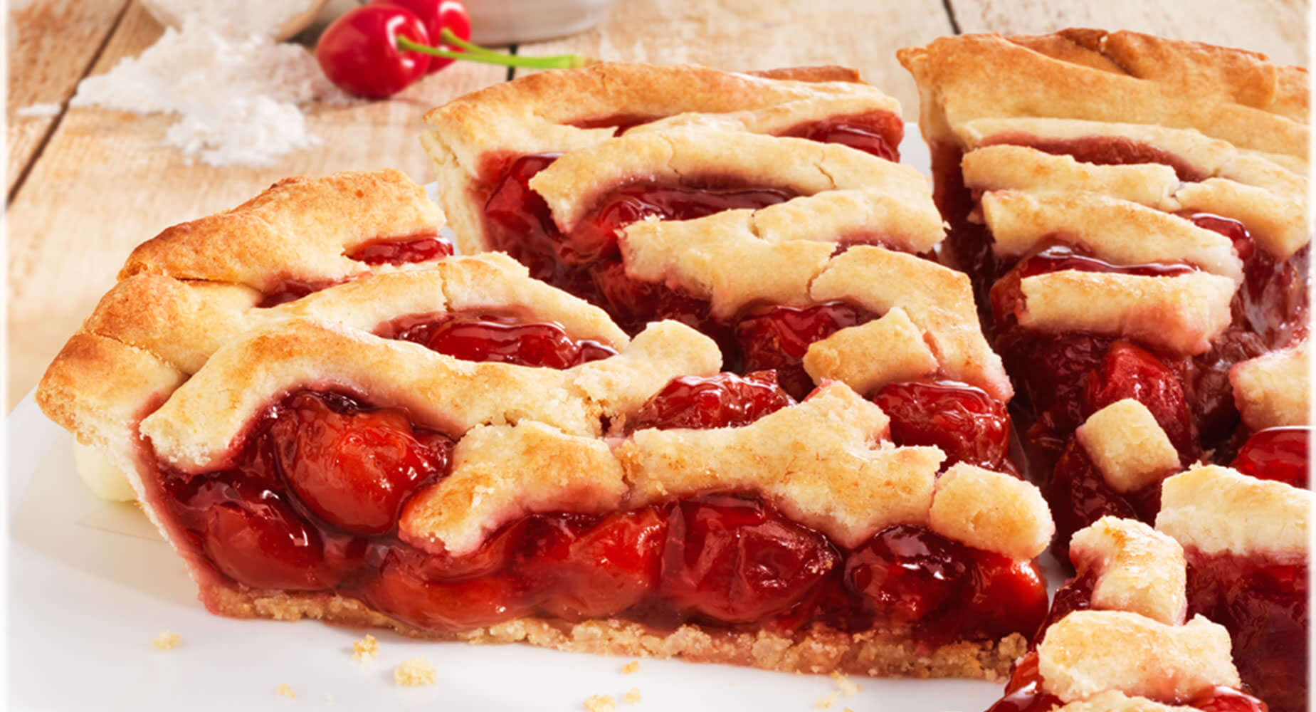 Chef Pierre® Fruit Pie 10" Pre-Baked Cherry Lattice Pre-Sliced 10-Slice 6/34oz